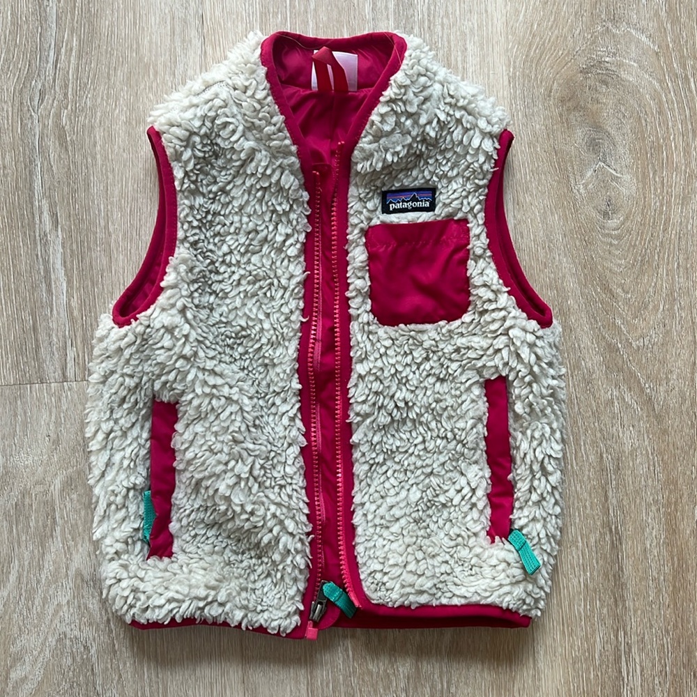 Patagonia Girls Cream Sherpa Vest with Pink Trim